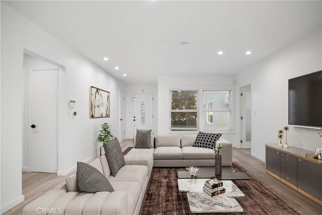 7118 Sunnybrae - Photo 1