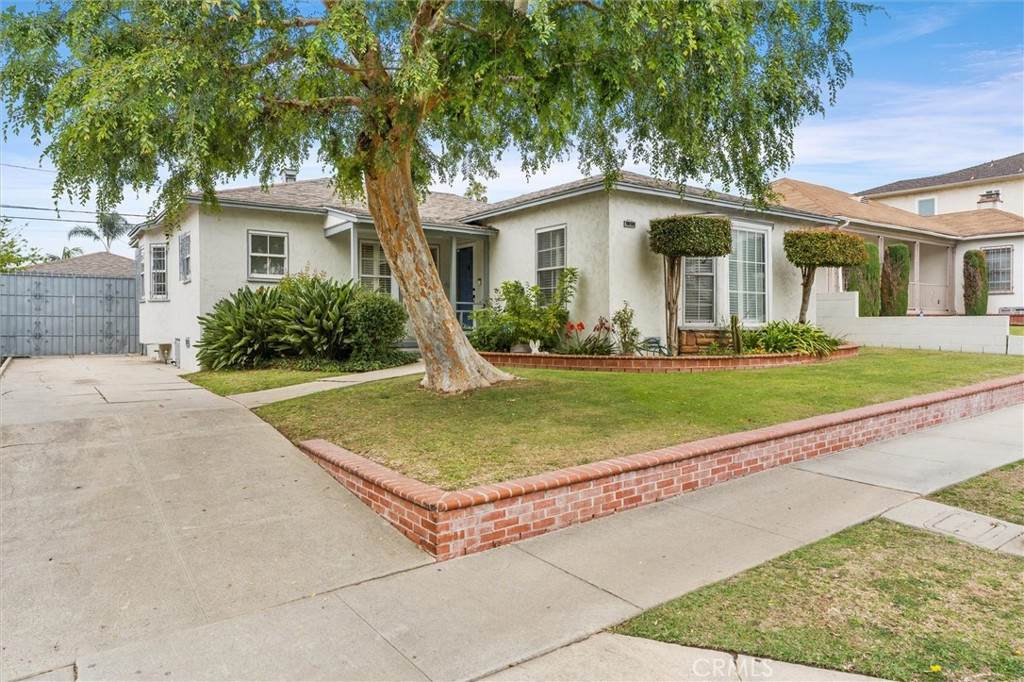 10233 3rd Avenue - Photo 1