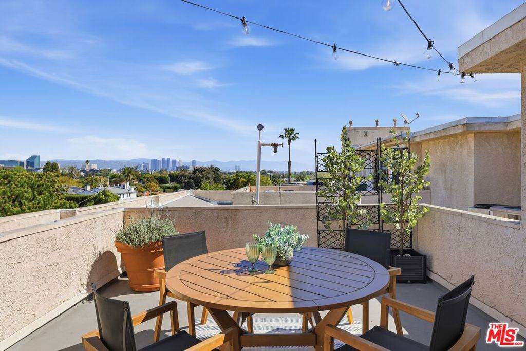12321 Ocean Park Boulevard - Photo 1