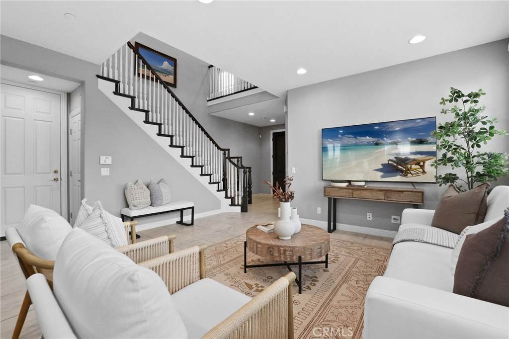 21 Lantana - Photo 1