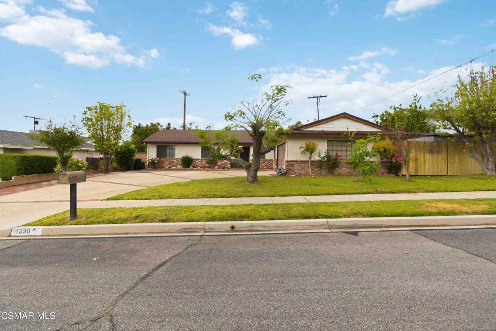 1539 Deodora Street - Photo 1