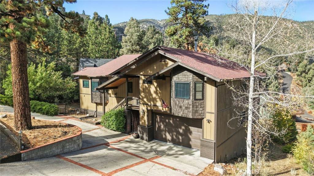 2316 Cedarwood Drive - Photo 1