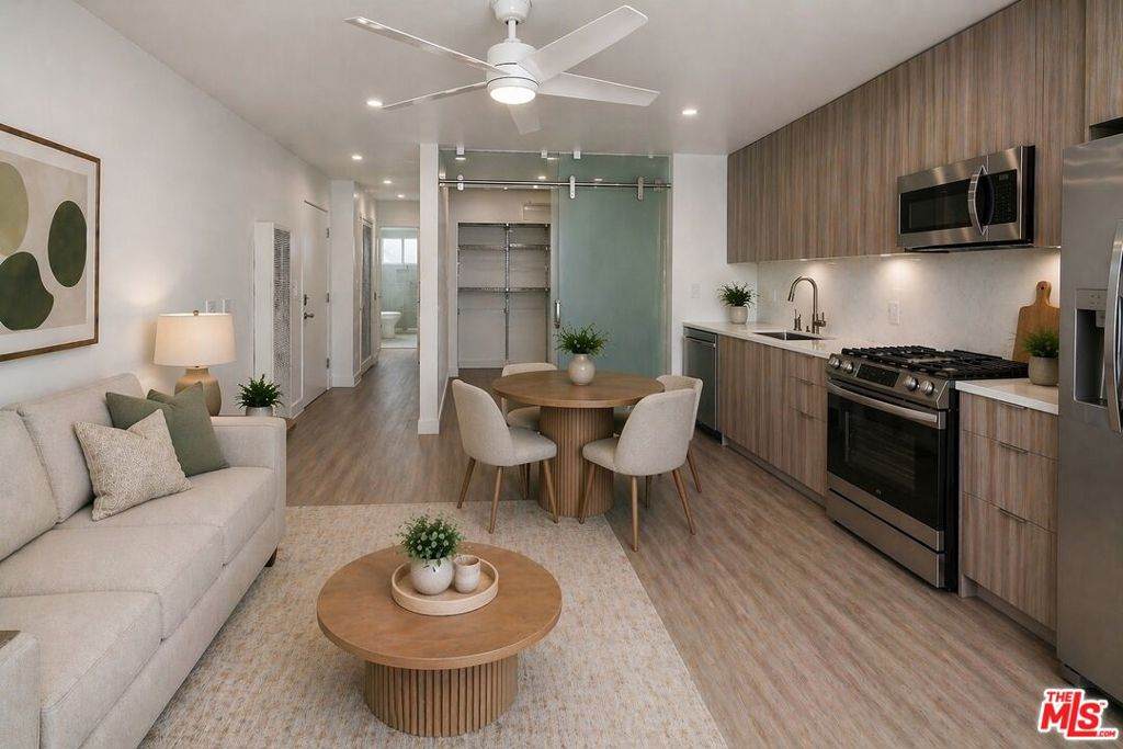 1433 Euclid Street - Photo 1