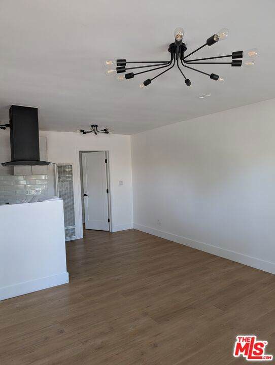 2626 Cloverfield Boulevard - Photo 1