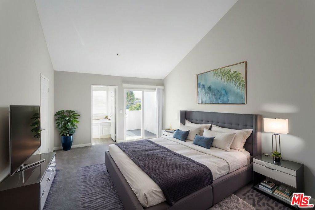 https://bt-photos.global.ssl.fastly.net/socal/orig_boomver_1_426404116-2.jpg