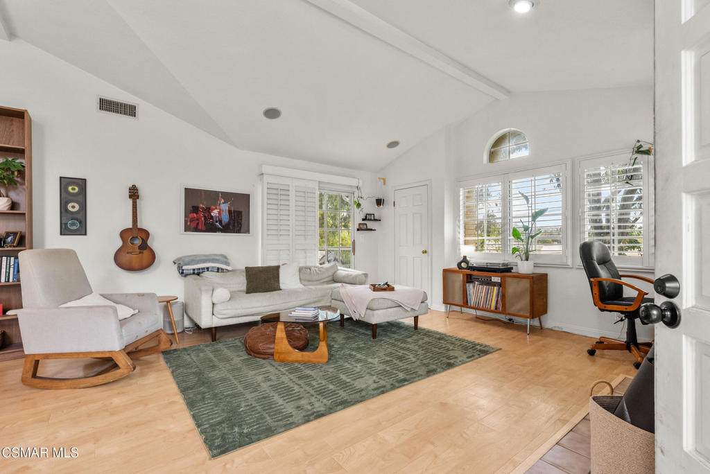604 Charles Street - Photo 1