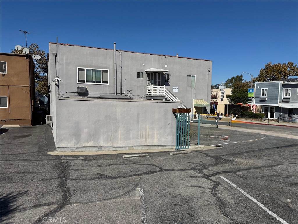 https://bt-photos.global.ssl.fastly.net/socal/orig_boomver_1_426460787-2.jpg