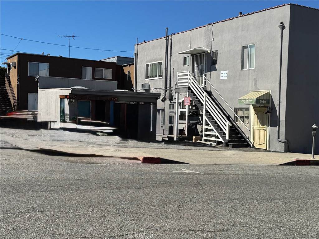 https://bt-photos.global.ssl.fastly.net/socal/orig_boomver_1_426460787-2.jpg