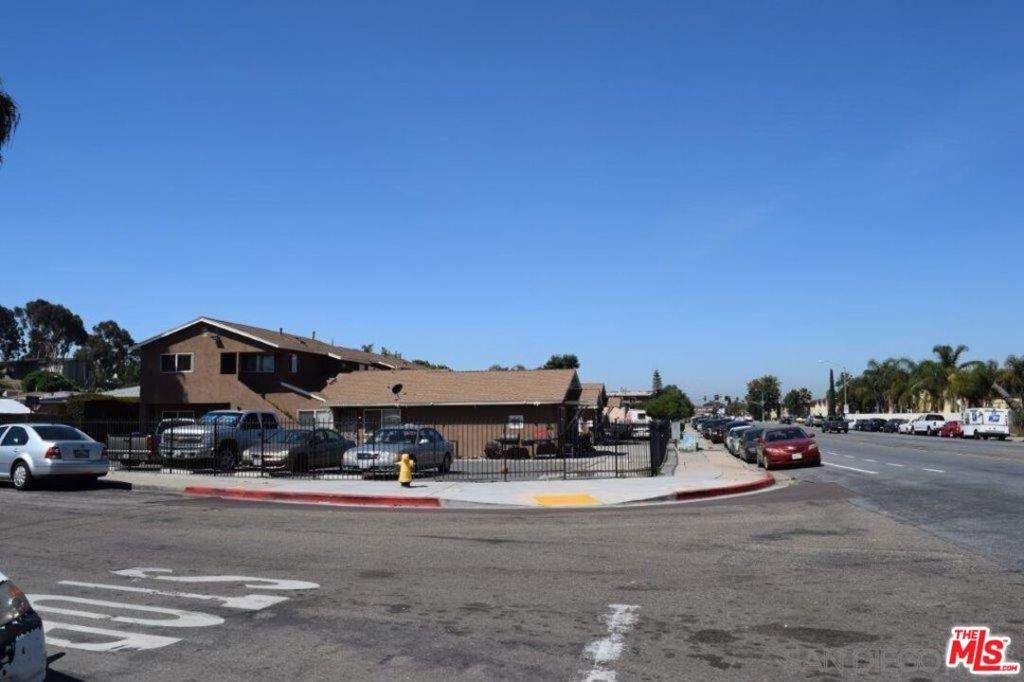 https://bt-photos.global.ssl.fastly.net/socal/orig_boomver_1_426523613-2.jpg