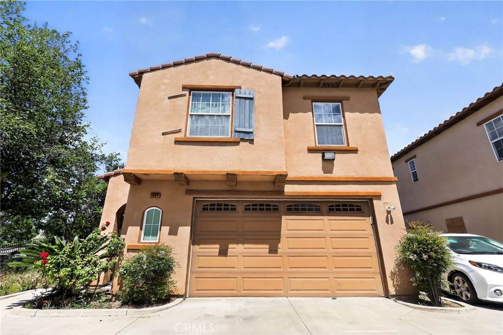 1350 Towne - Photo 1