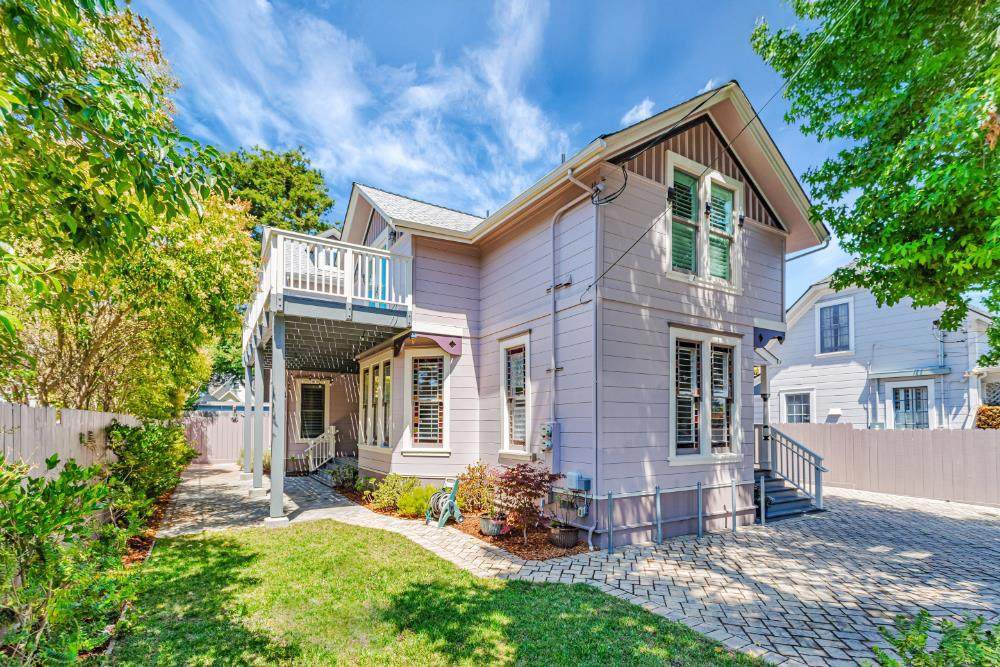 512 2nd Street - Photo 1