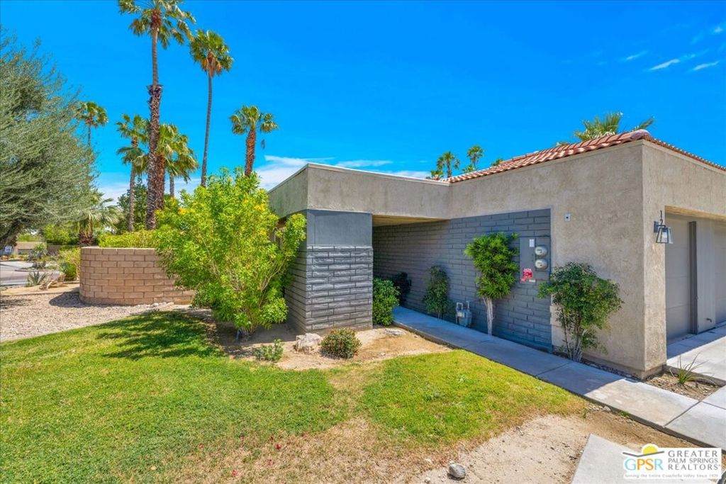 1291 Sunflower Circle - Photo 1
