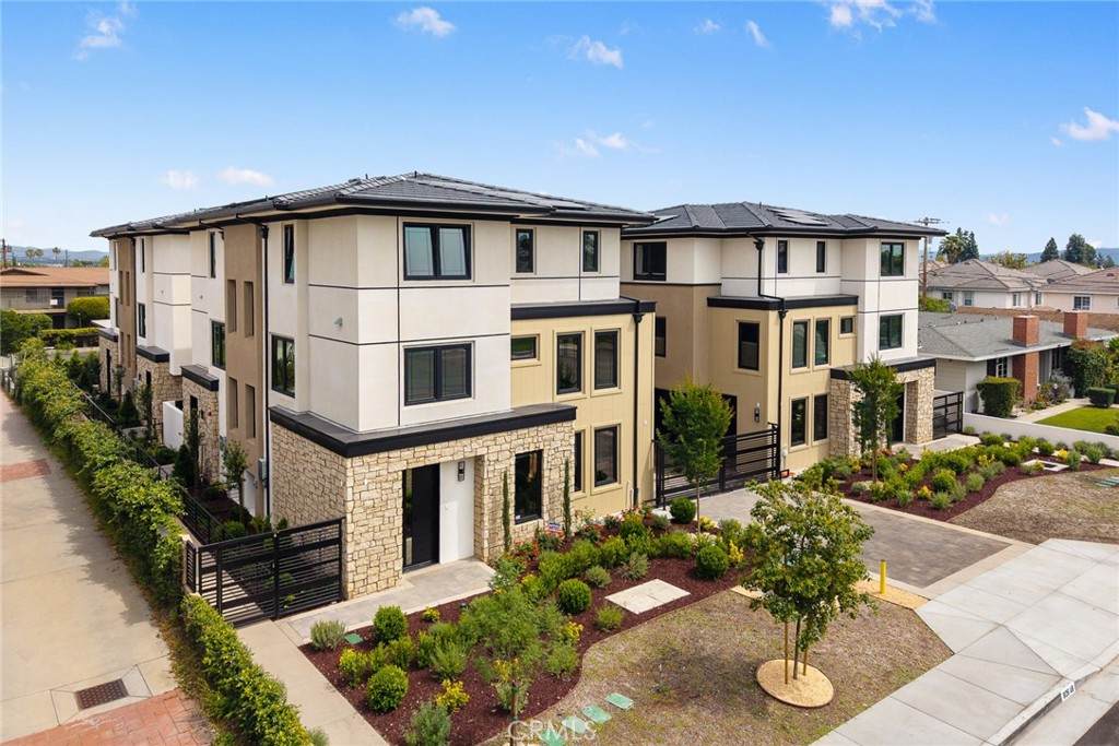 828 Sunset - Photo 1