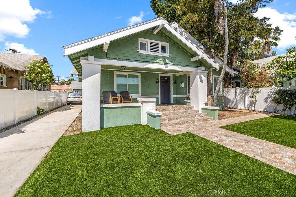 https://bt-photos.global.ssl.fastly.net/socal/orig_boomver_1_426618231-2.jpg