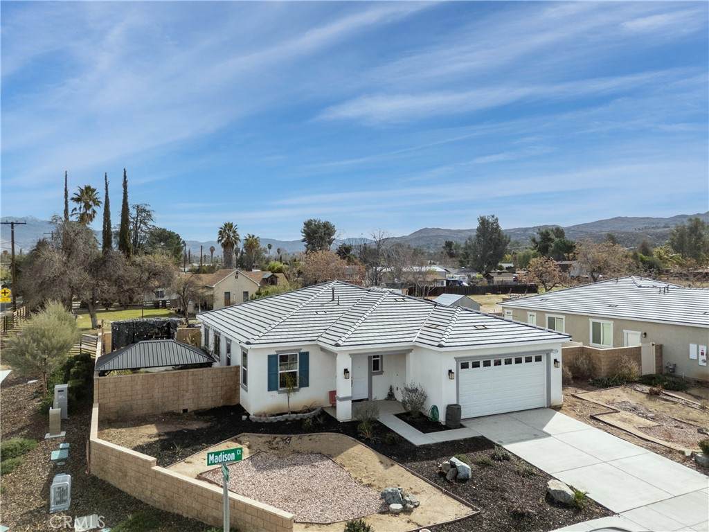https://bt-photos.global.ssl.fastly.net/socal/orig_boomver_1_426633445-2.jpg