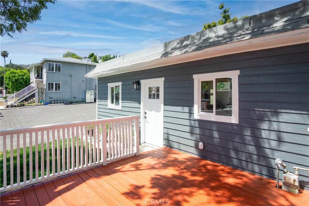 5411 Newtonia - Photo 1