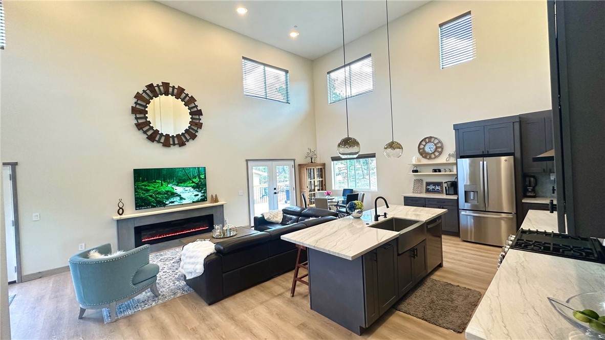 1215 Valley View Drive - Photo 1