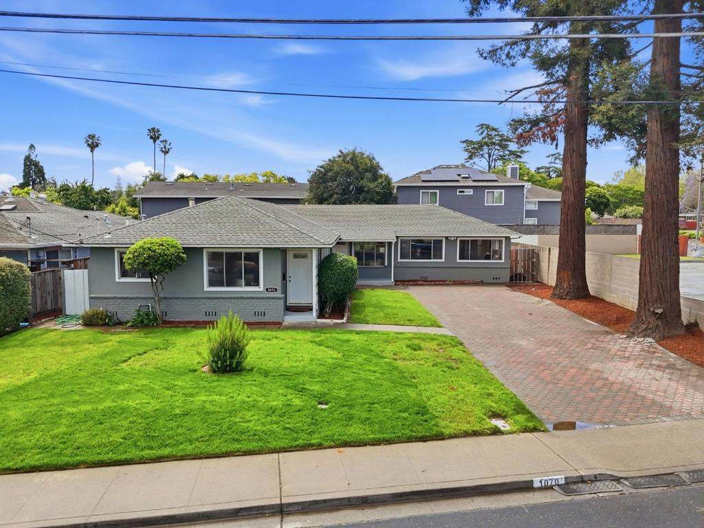 1072 Arroyo Seco Drive - Photo 1