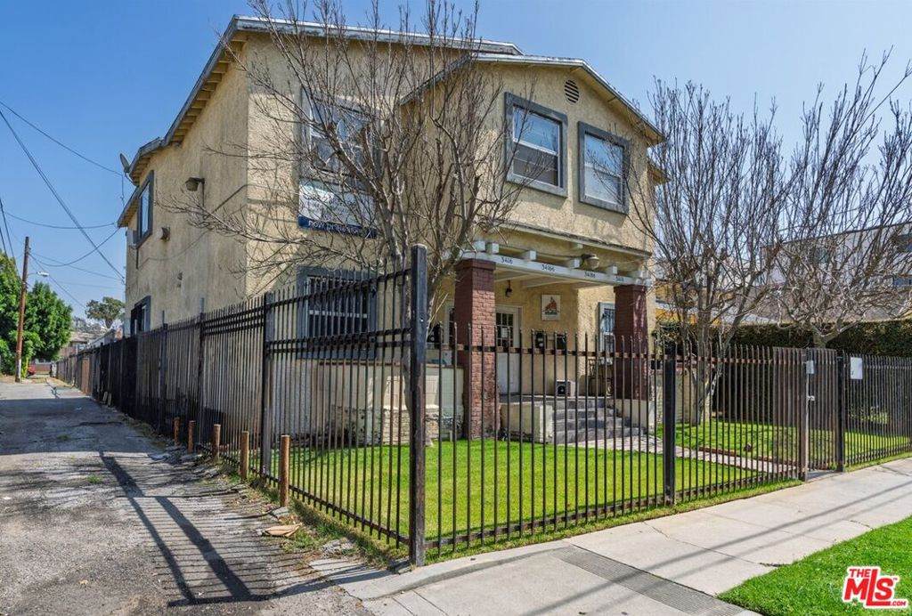 3416 Walton Avenue - Photo 1