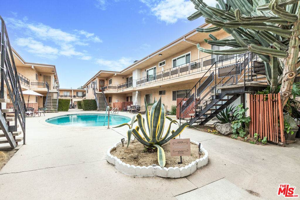https://bt-photos.global.ssl.fastly.net/socal/orig_boomver_1_426690452-3.jpg