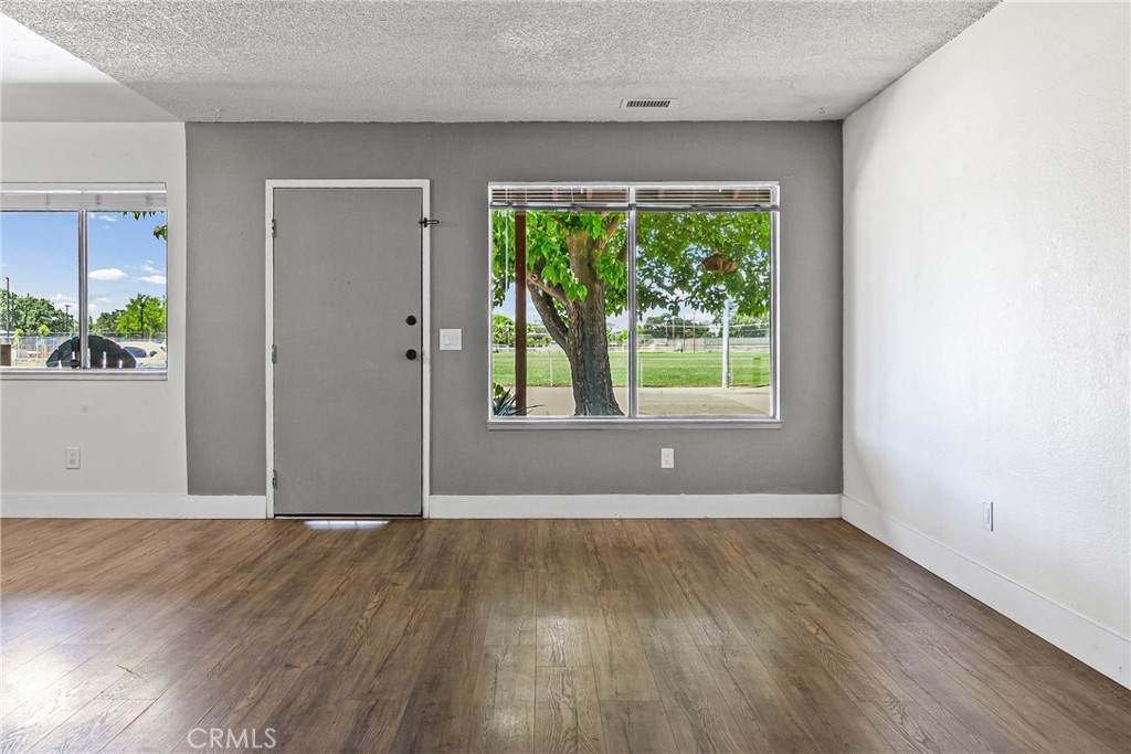 https://bt-photos.global.ssl.fastly.net/socal/orig_boomver_1_426694963-2.jpg
