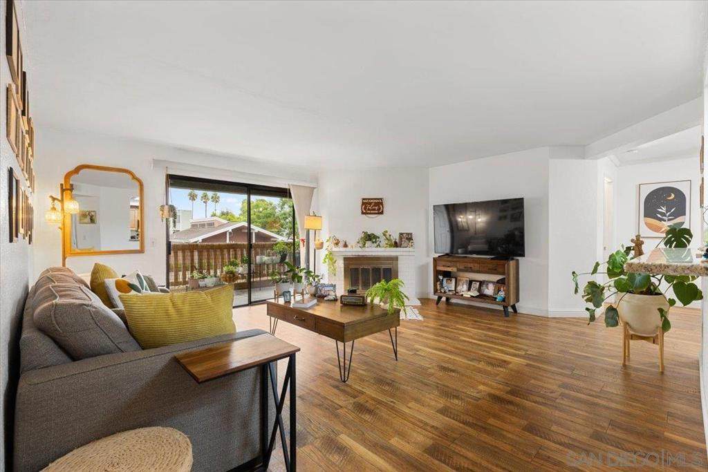 1020 Washington - Photo 1
