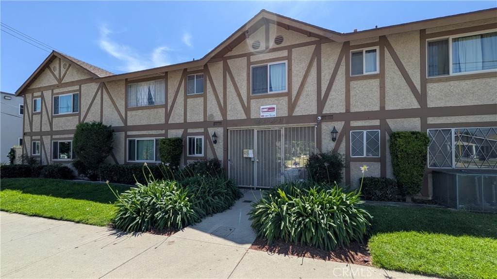 317 Almansor - Photo 1