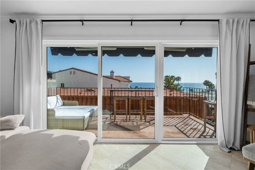 515 Monterey - Photo 1