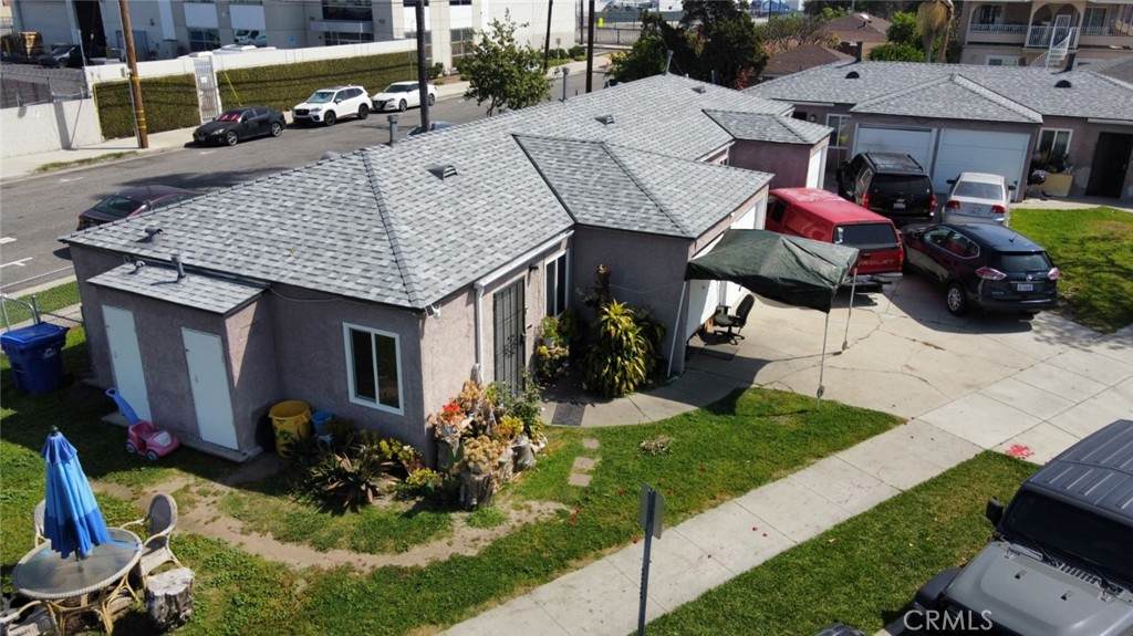 4439 52nd - Photo 1