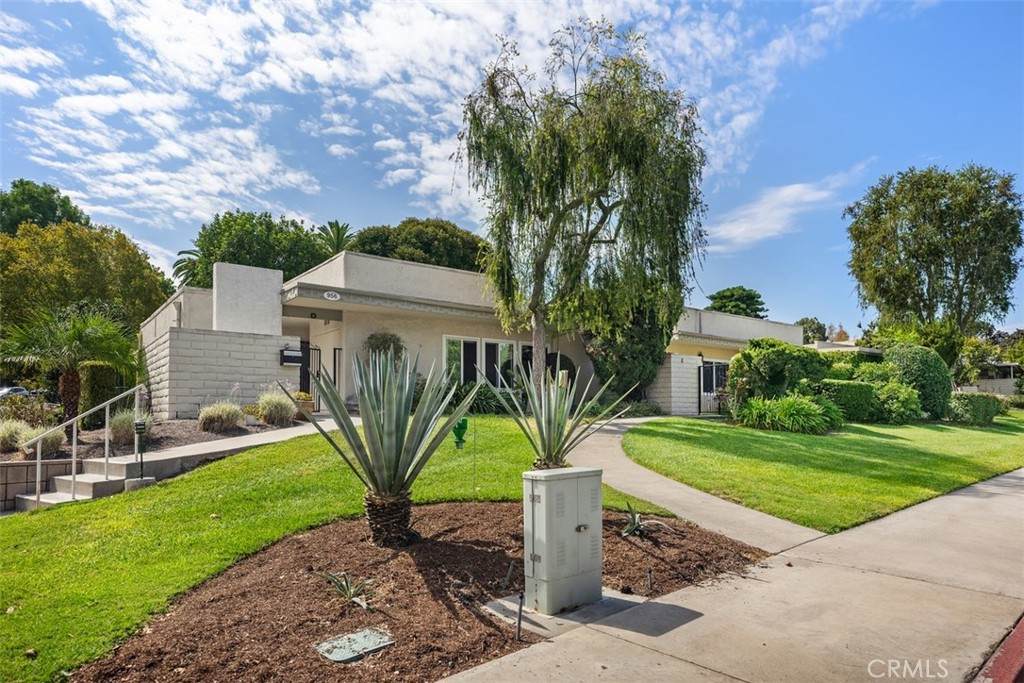 https://bt-photos.global.ssl.fastly.net/socal/orig_boomver_1_426887575-2.jpg