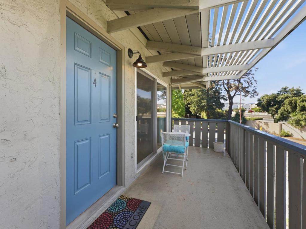 https://bt-photos.global.ssl.fastly.net/socal/orig_boomver_1_426937138-2.jpg