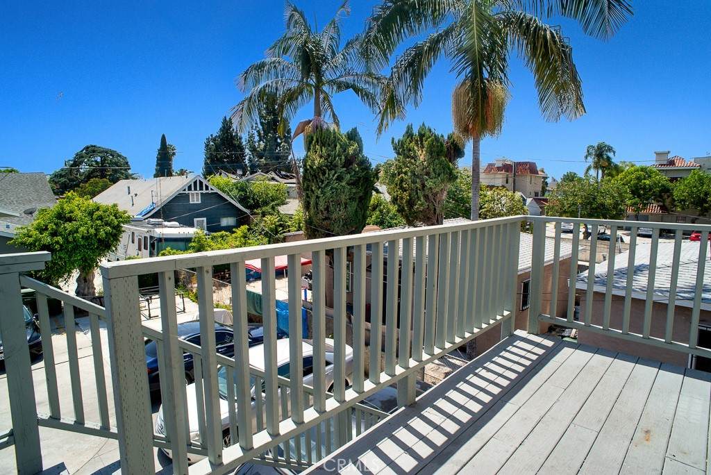 https://bt-photos.global.ssl.fastly.net/socal/orig_boomver_1_426965005-2.jpg