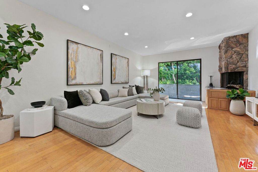1271 Stoner Avenue - Photo 1