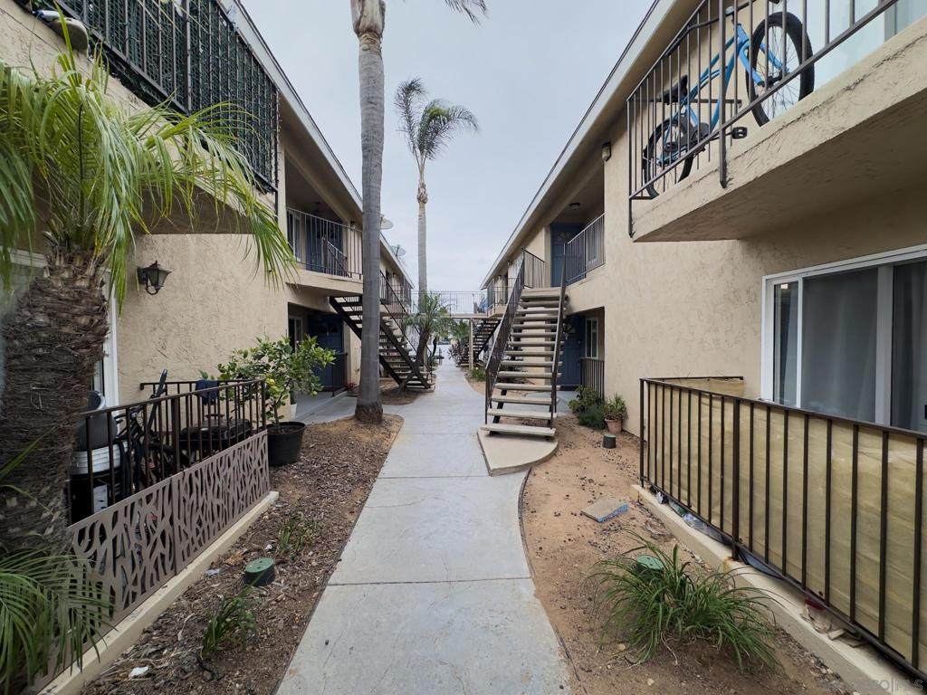 https://bt-photos.global.ssl.fastly.net/socal/orig_boomver_2_427028931-2.jpg