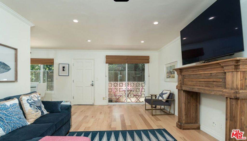 1024 5th Street - Photo 1