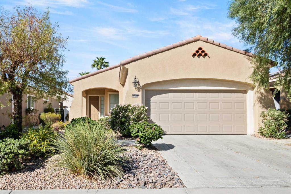 80528 Avenida San Fernando - Photo 1