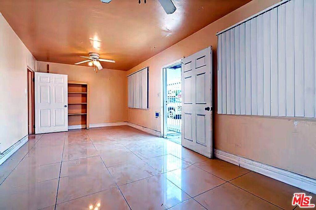 https://bt-photos.global.ssl.fastly.net/socal/orig_boomver_1_427322981-2.jpg