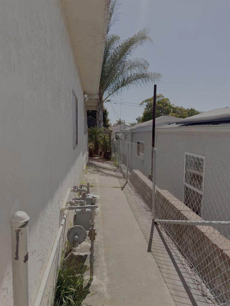 https://bt-photos.global.ssl.fastly.net/socal/orig_boomver_1_427349133-2.jpg