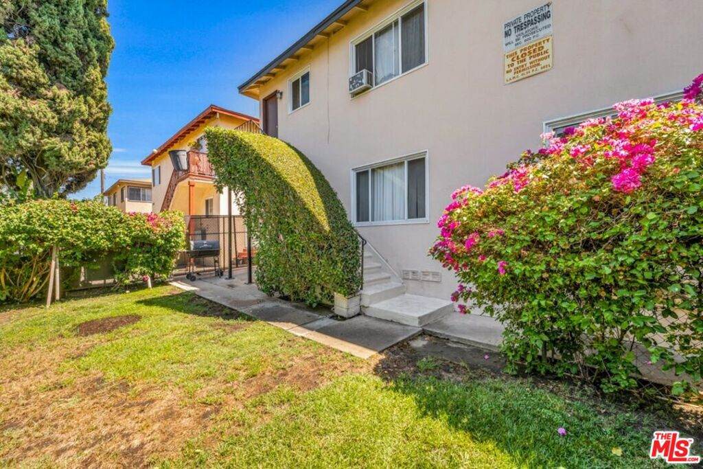 https://bt-photos.global.ssl.fastly.net/socal/orig_boomver_1_427473321-2.jpg