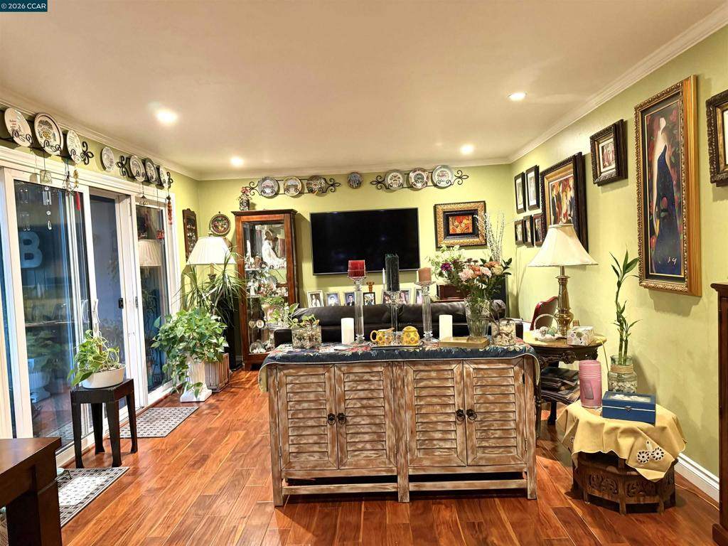 1036 Oak Grove Rd - Photo 1