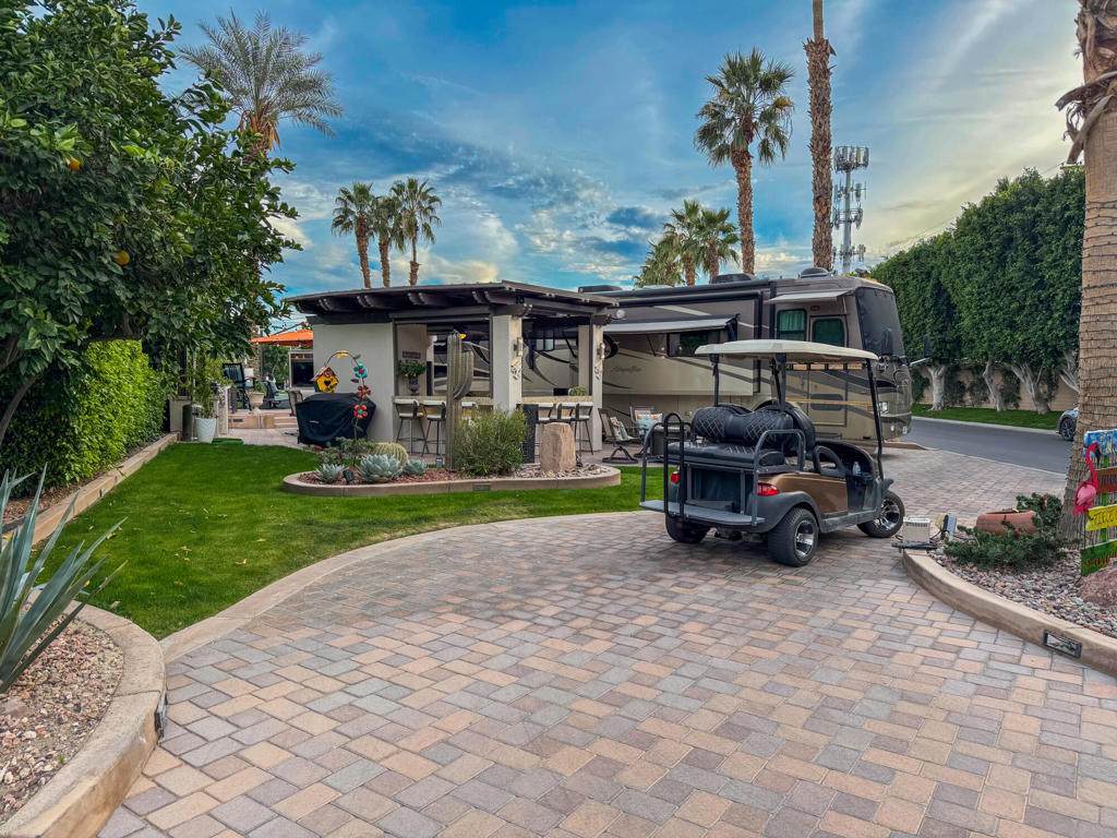https://bt-photos.global.ssl.fastly.net/socal/orig_boomver_1_427503787-2.jpg