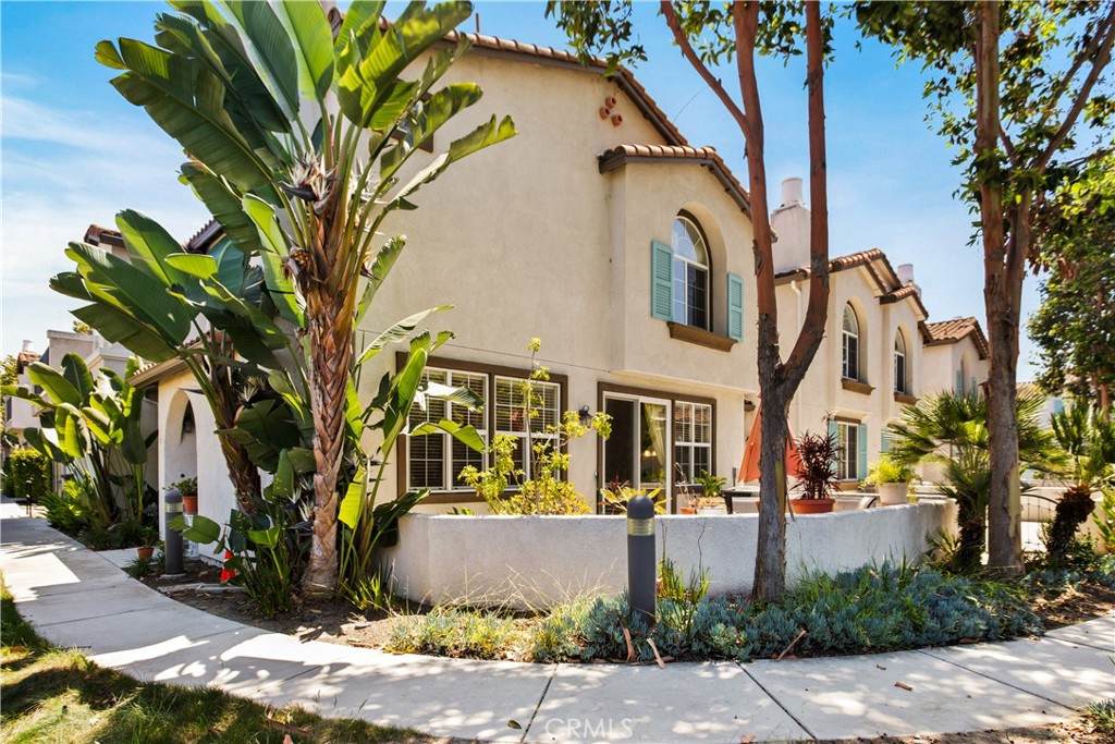 310 Sunset - Photo 1