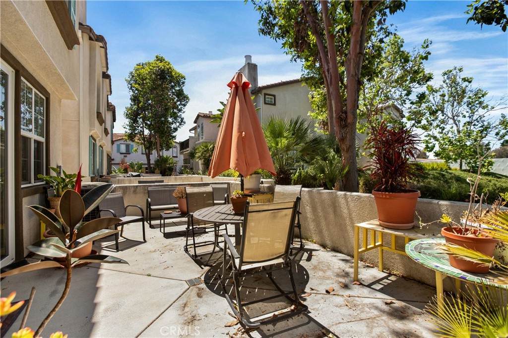https://bt-photos.global.ssl.fastly.net/socal/orig_boomver_1_427521162-2.jpg