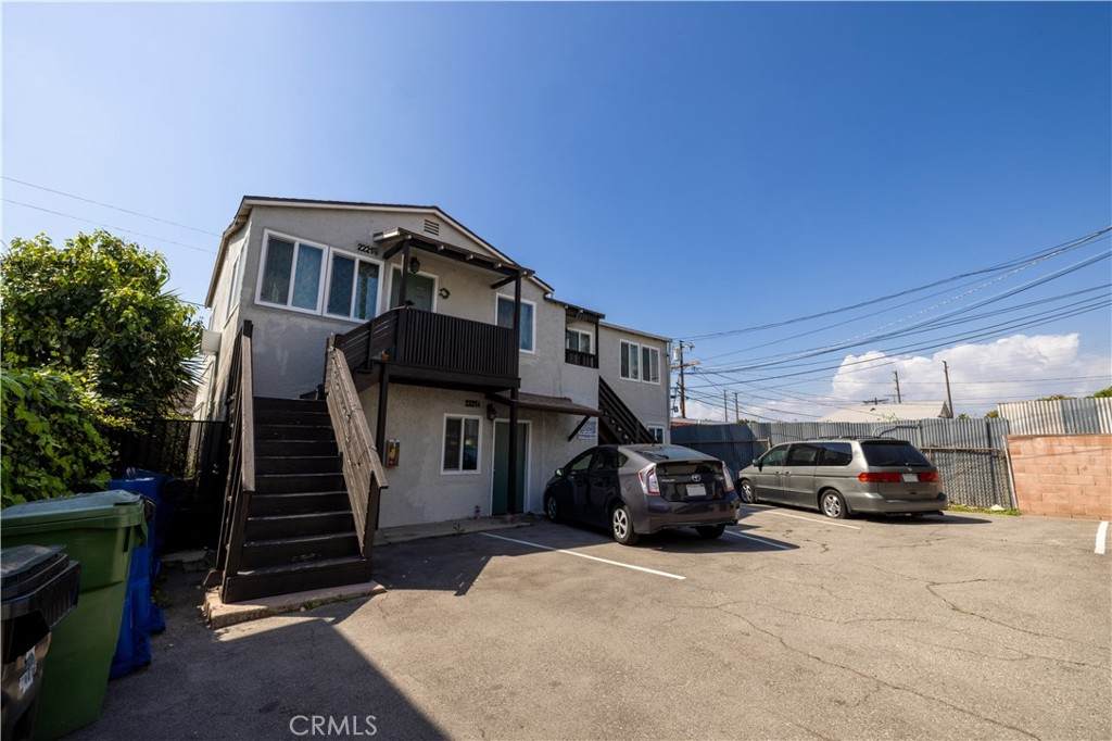 2221 Griffin Ave - Photo 1