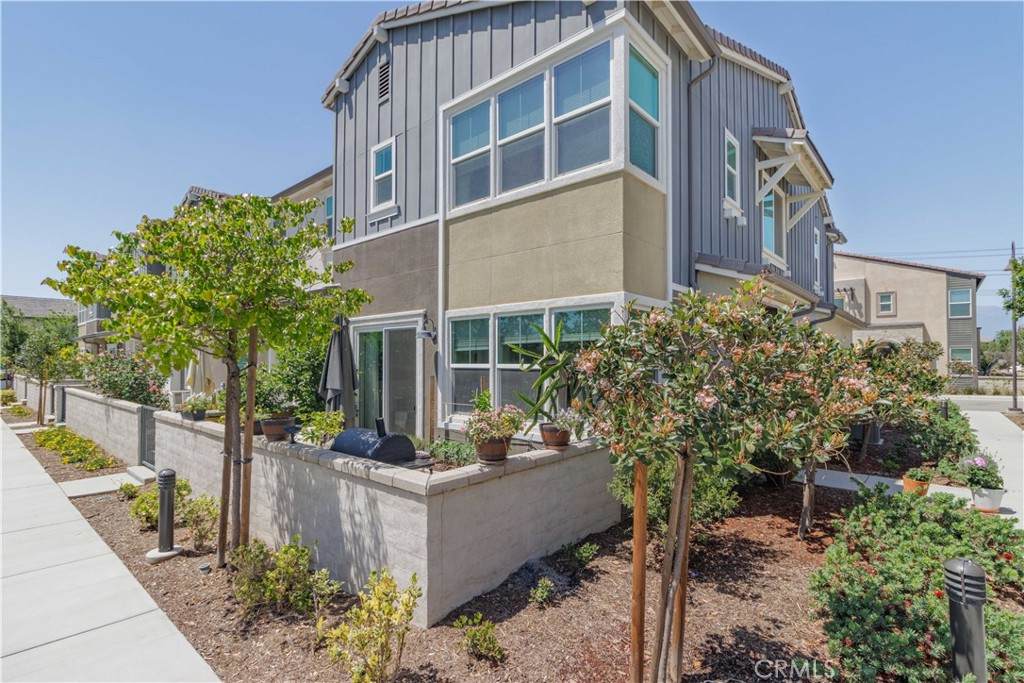 https://bt-photos.global.ssl.fastly.net/socal/orig_boomver_1_427598269-2.jpg
