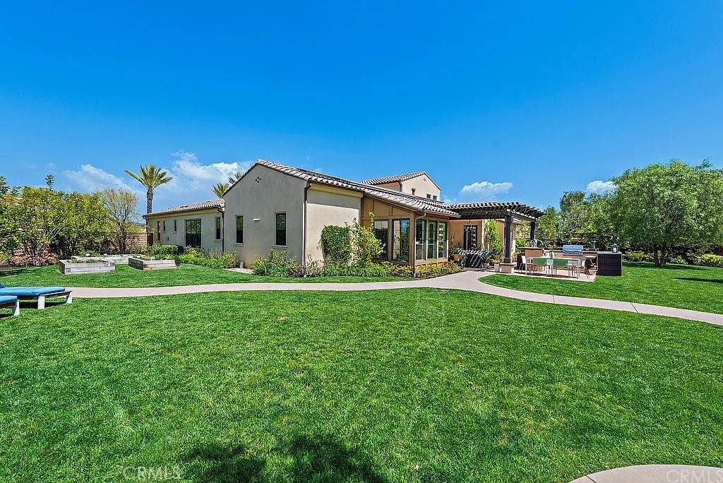 https://bt-photos.global.ssl.fastly.net/socal/orig_boomver_1_427702409-2.jpg