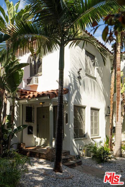 https://bt-photos.global.ssl.fastly.net/socal/orig_boomver_1_427720006-2.jpg