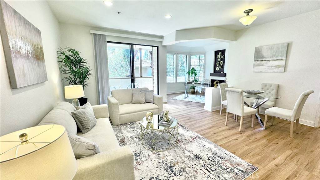 2571 Plaza Del Amo - Photo 1