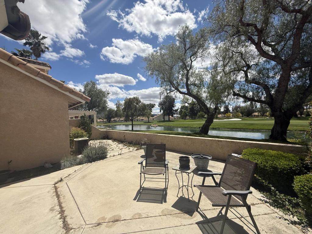 https://bt-photos.global.ssl.fastly.net/socal/orig_boomver_1_427821165-2.jpg