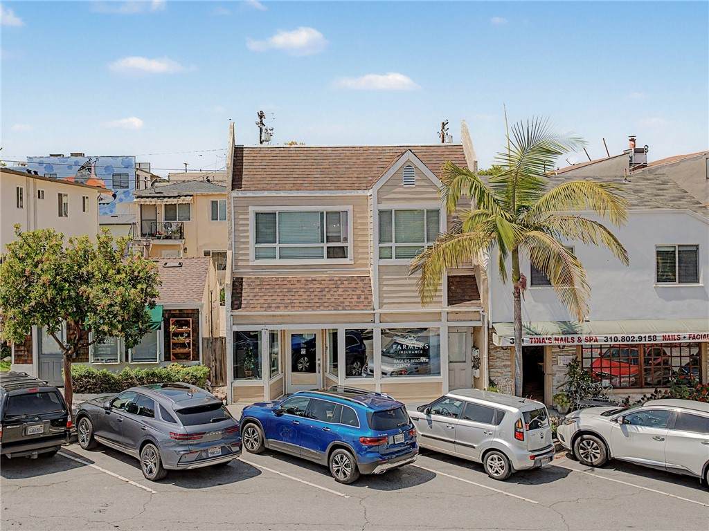 319 Richmond - Photo 1